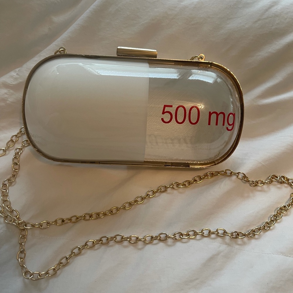 Novelty pill purse 💊 doctor nurse pharmacist
